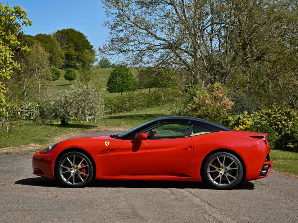 Afbeelding 17/50 van Ferrari California (2011)
