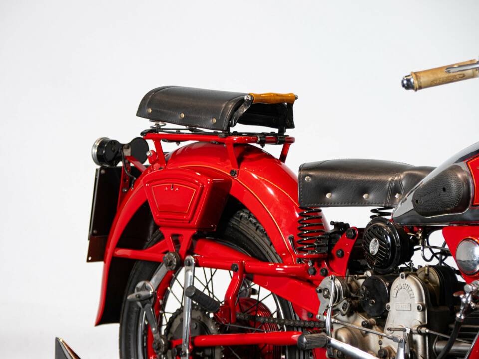 Image 37/50 of Moto Guzzi GTW 500 (1939)