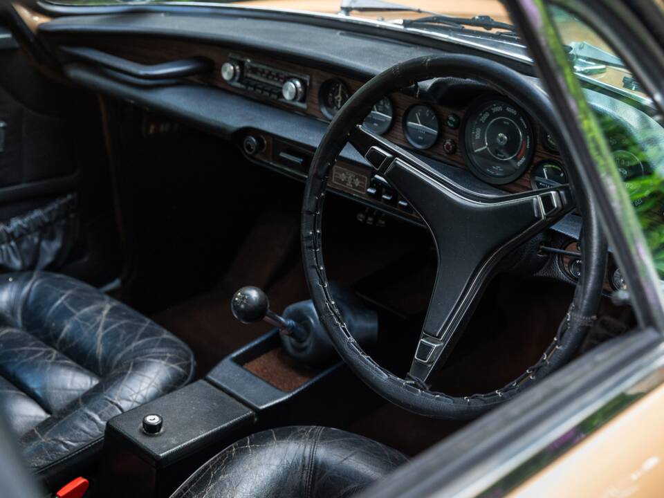 Image 4/50 of Volvo 1800 ES (1973)