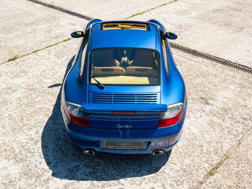 Bild 2/25 von Porsche 911 Turbo (2002)
