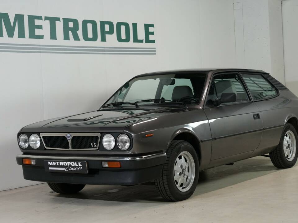 Image 1/35 of Lancia Beta HP Executive VX (1983)