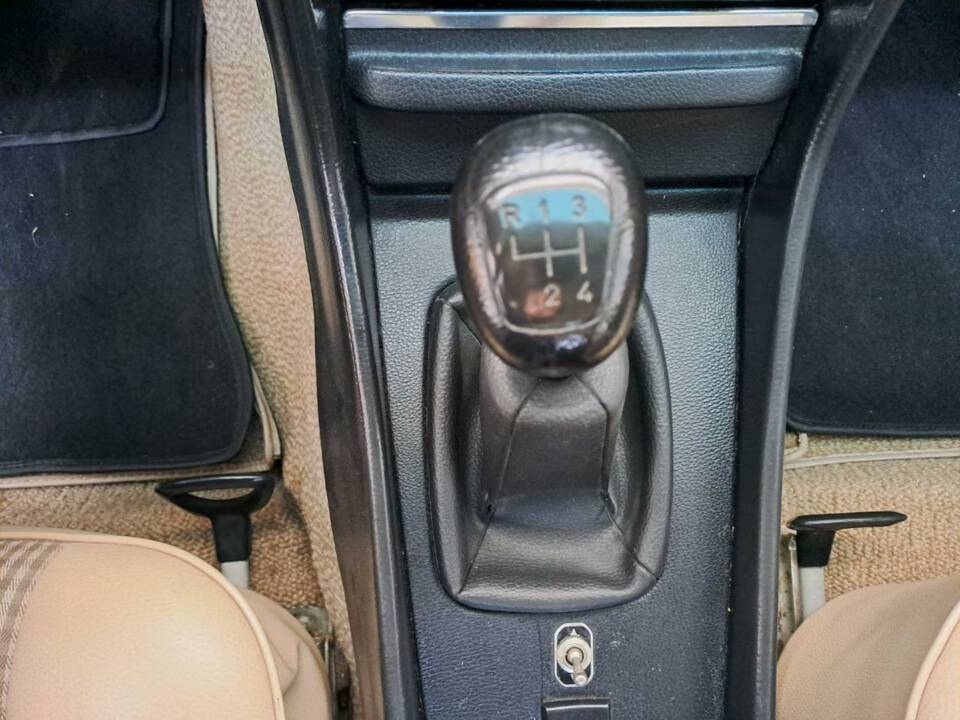 Bild 45/47 von Mercedes-Benz 280 SE (1976)