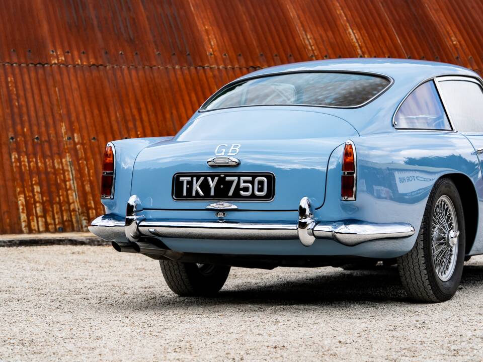 Image 37/56 of Aston Martin DB 4 (1960)
