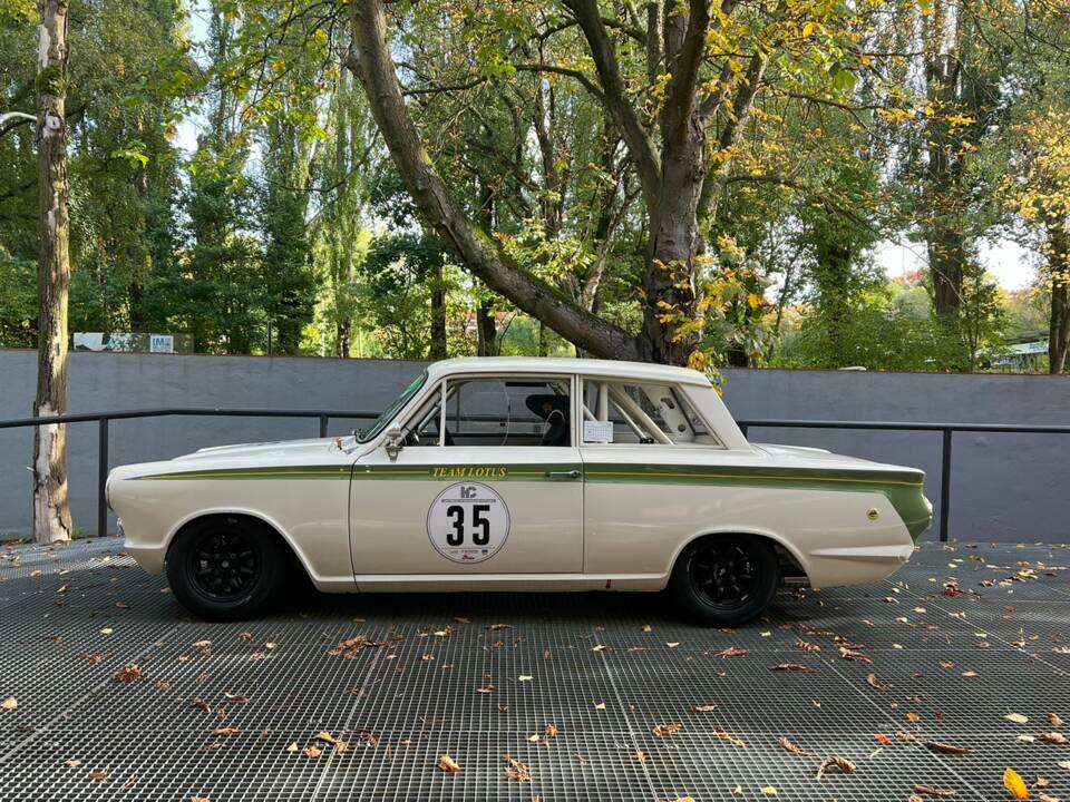 Afbeelding 16/31 van Ford Lotus Cortina (1963)