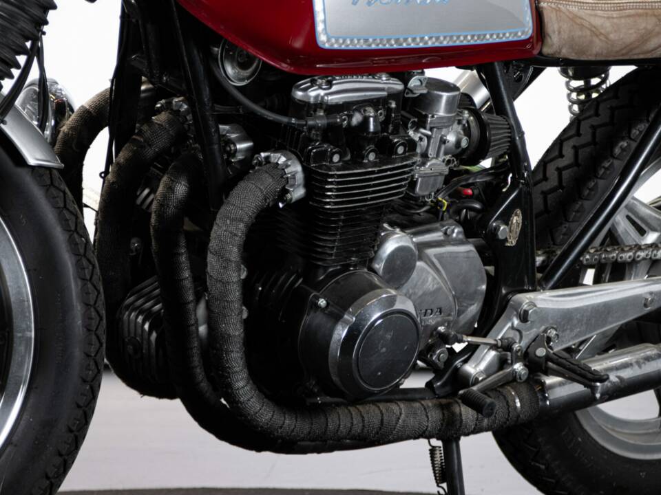 Image 32/50 of Honda CB 650 (1984)