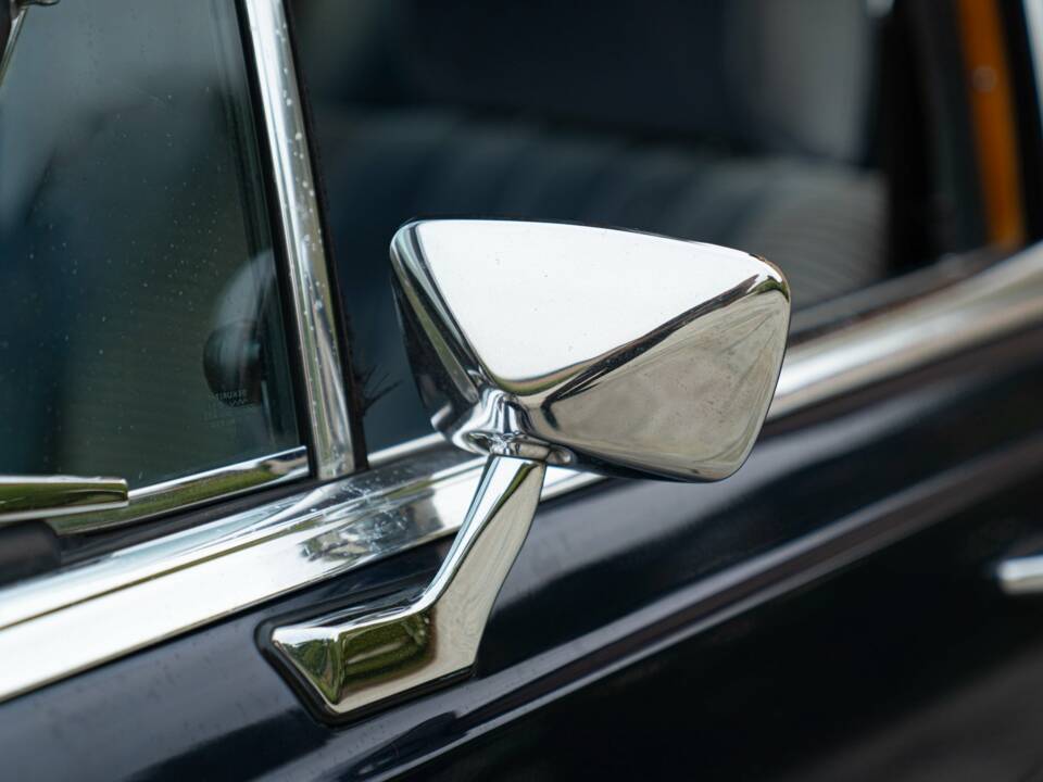 Image 14/50 of Mercedes-Benz 300 SEL 3.5 (1973)