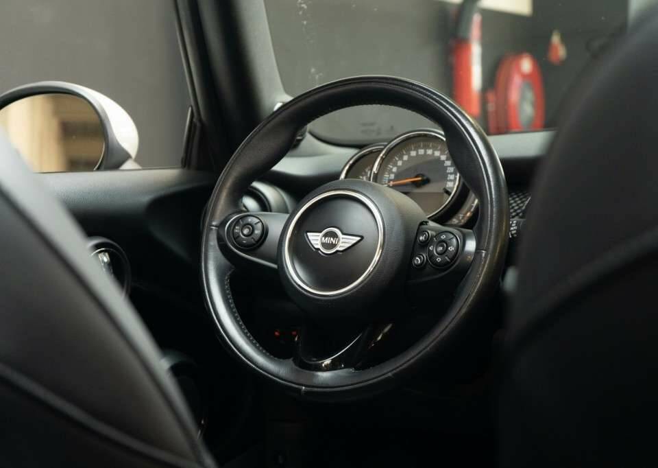 Image 18/50 de Mini Cooper S (2018)