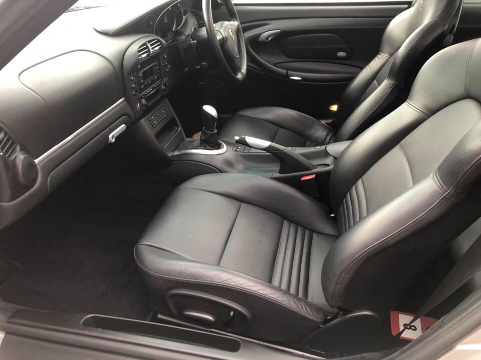 Image 10/10 de Porsche 911 Turbo (2002)