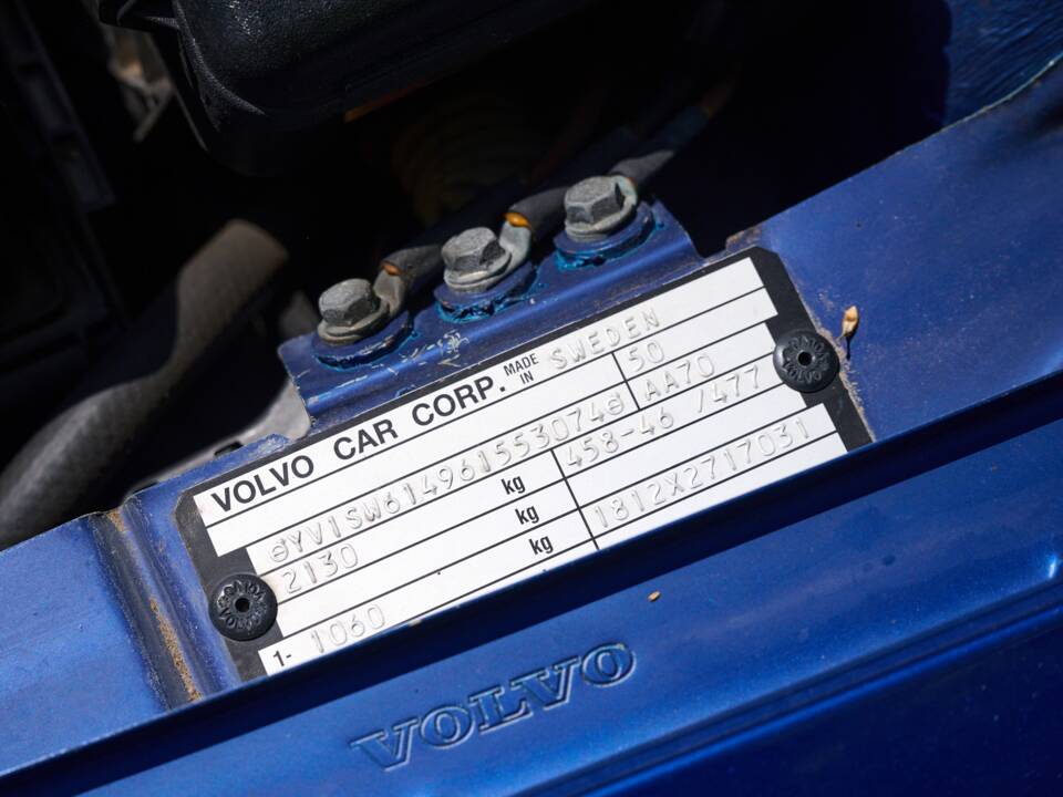 Image 37/50 of Volvo V 70 2.4 (2006)