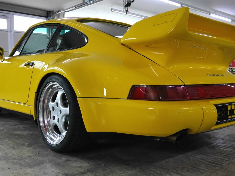 Imagen 4/26 de Porsche 911 Turbo 3.6 S (1900)