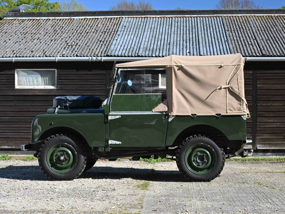 Image 17/50 of Land Rover 80 (1949)