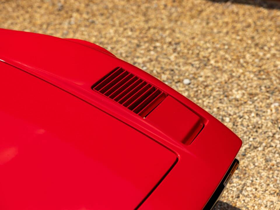 Afbeelding 11/44 van Ferrari 308 GTB Quattrovalvole (1984)