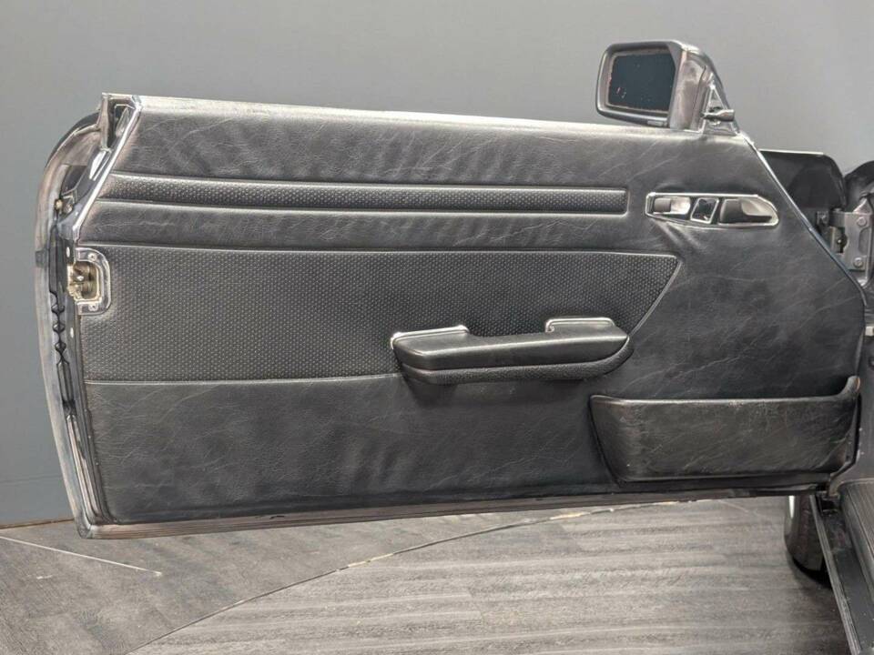 Image 14/50 of Mercedes-Benz 300 SL (1989)
