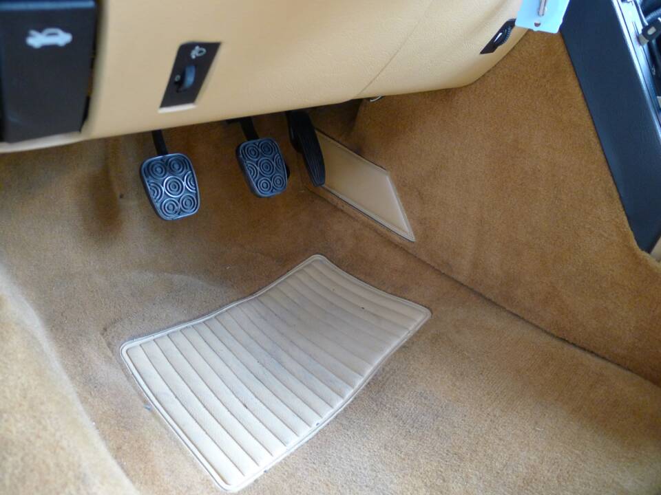 Bild 16/30 von Alfa Romeo 2.0 Spider (1993)