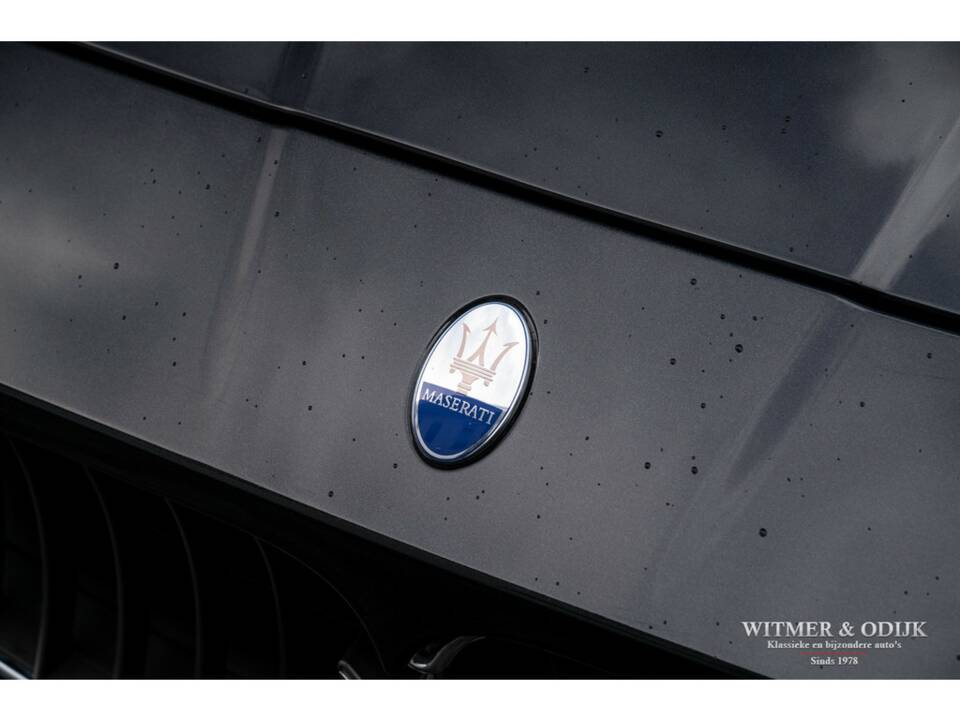 Imagen 26/42 de Maserati GranCabrio 4.7 (2010)