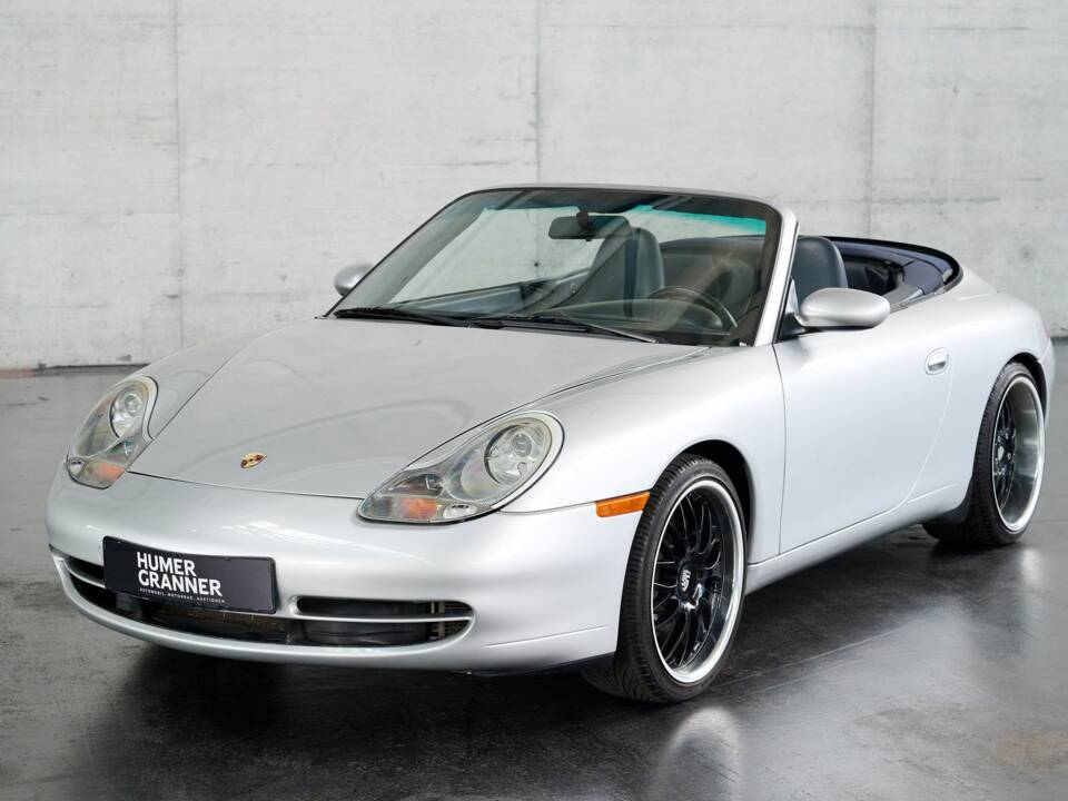 Afbeelding 2/50 van Porsche 911 Carrera (2000)