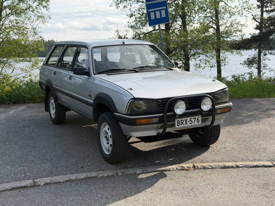 Imagen 10/50 de Peugeot 505 Break 4x4 Dangel (1988)