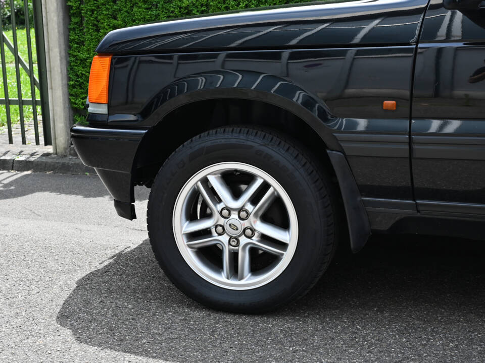 Image 12/25 of Land Rover Range Rover 4.6 HSE (1997)