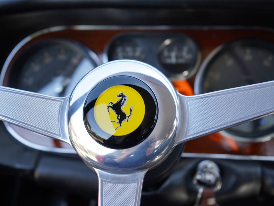 Image 12/52 of Ferrari 275 GTB (1965)