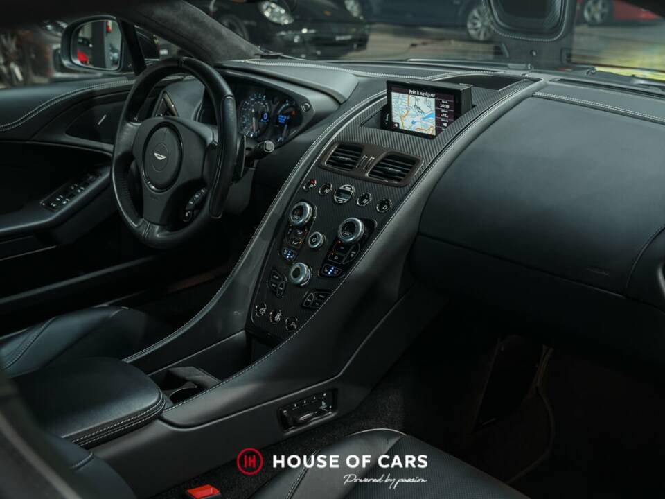 Imagen 16/22 de Aston Martin Vanquish (2017)