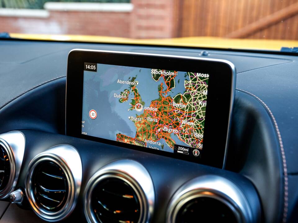 Bild 9/35 von Mercedes-AMG GT-S (1900)