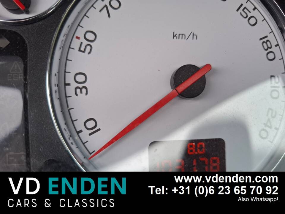 Bild 9/23 von Peugeot 307 CC 2.0i (2005)