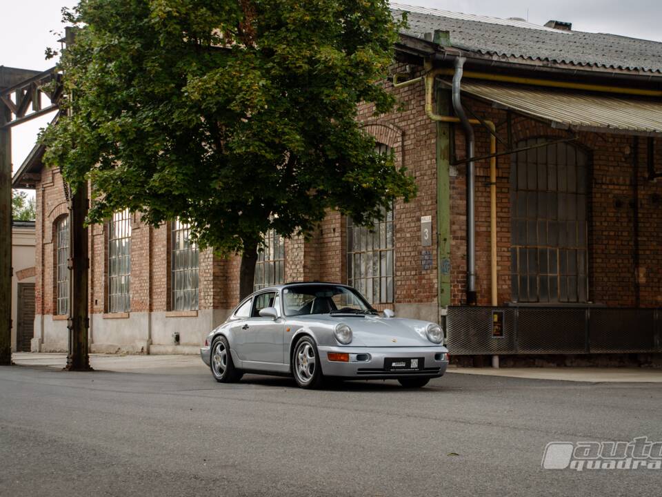 Bild 2/20 von Porsche 911 Carrera 4 (1991)