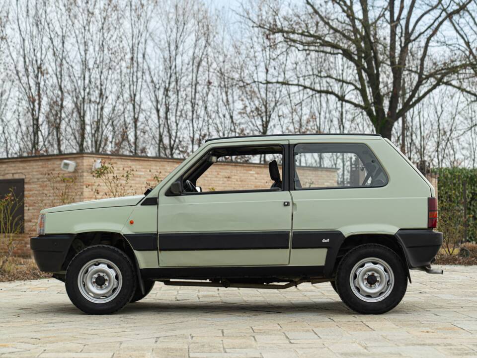 Image 50/60 of FIAT Panda 4x4 1,0 (1987)