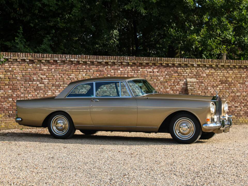 Image 46/50 of Rolls-Royce Silver Cloud III "Chinese Eyes" (1965)