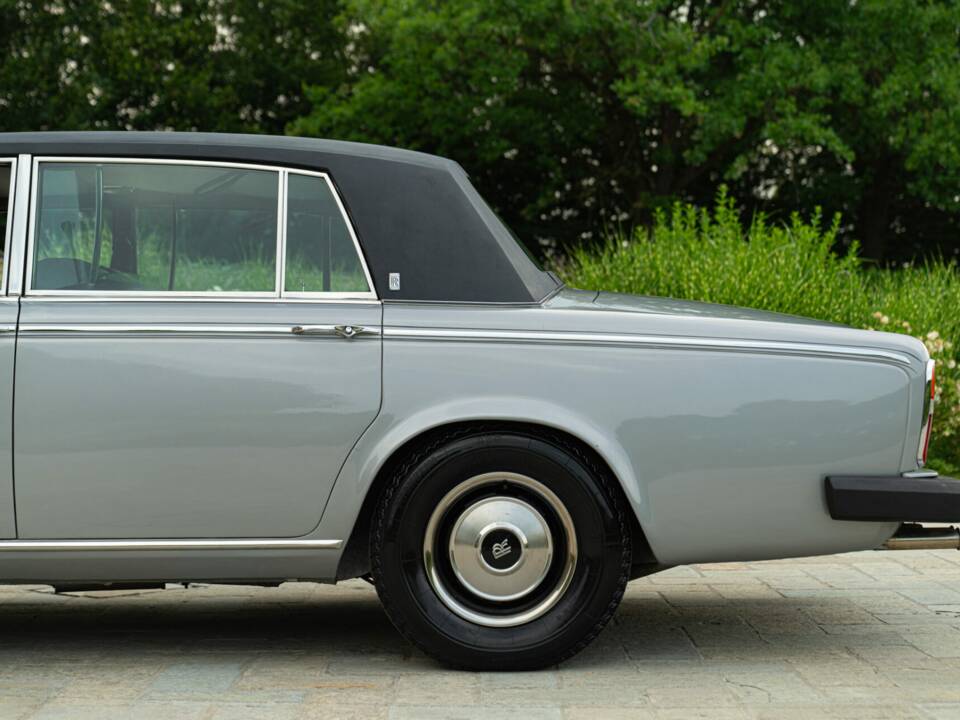 Image 26/50 of Rolls-Royce Silver Wraith II (1979)