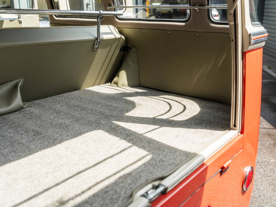 Bild 18/48 von Volkswagen T2 a&#x2F;b (1958)