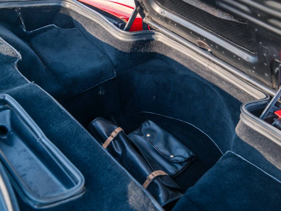 Bild 28/30 von Ferrari 512 TR (1992)