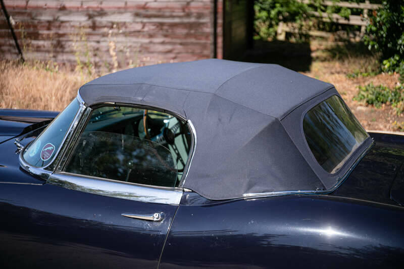 Immagine 33/45 di Jaguar E-Type 4.2 (1966)