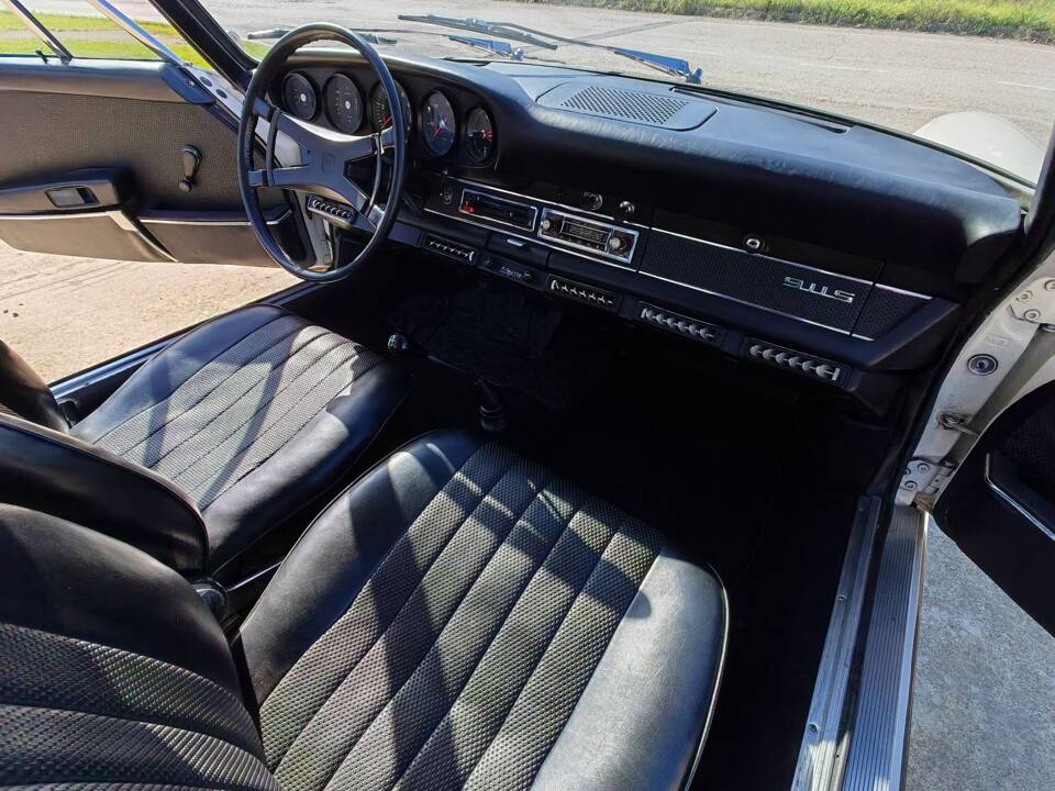 Immagine 35/41 di Porsche 911 2.2 S (1971)