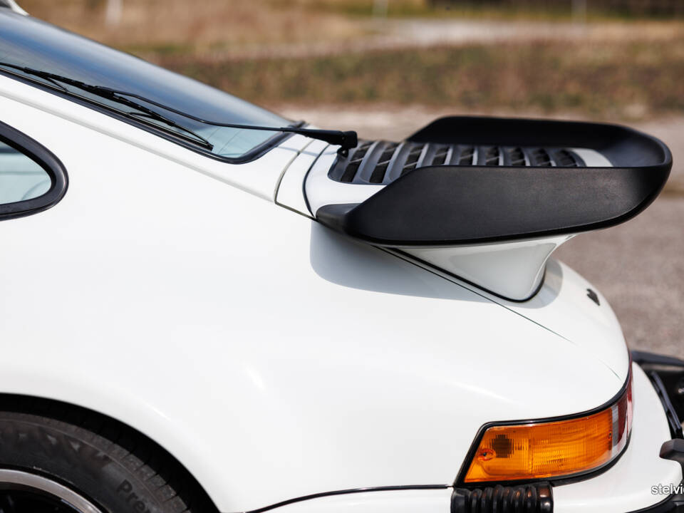 Image 27/46 of Porsche 911 Turbo 3.3 (1980)