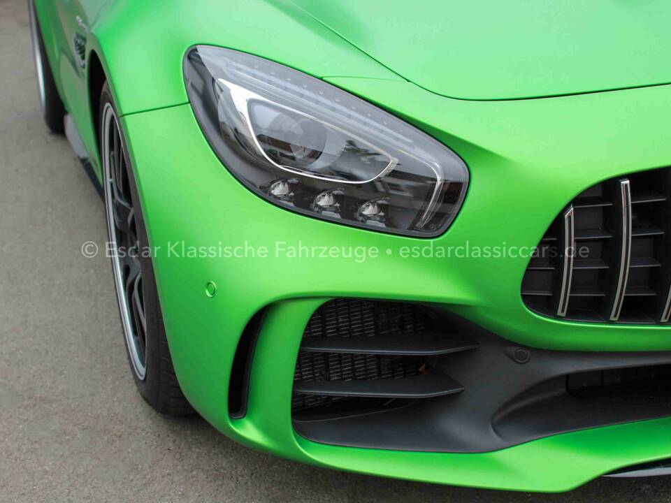 Immagine 8/35 di Mercedes-AMG GT-R (2018)