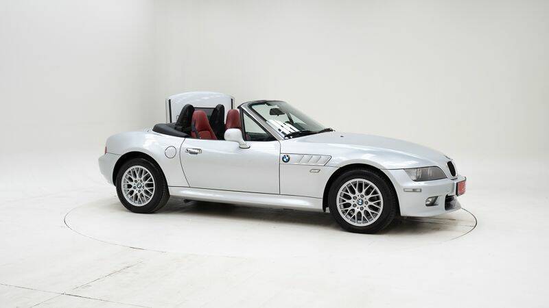 Bild 4/15 von BMW Z3 2.2i (2001)