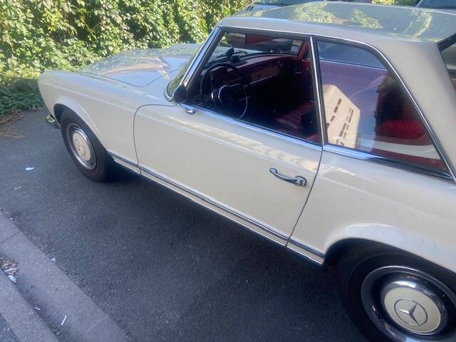 Afbeelding 15/56 van Mercedes-Benz 250 SL (1967)