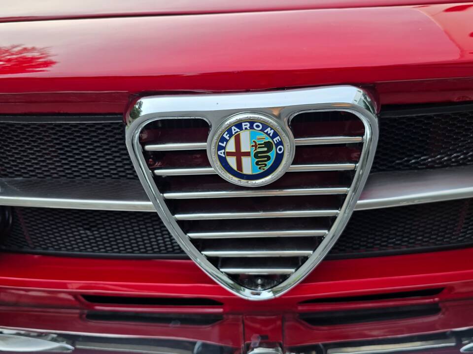 Image 12/34 of Alfa Romeo 1750 GT Veloce (1969)