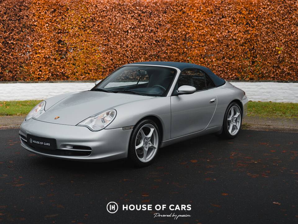 Immagine 8/36 di Porsche 911 Carrera (2002)