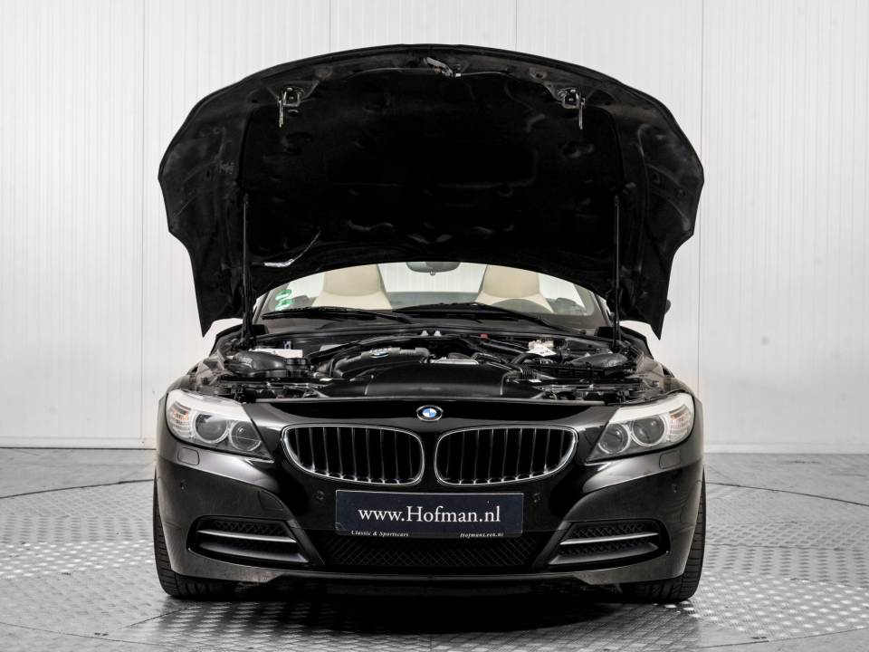 Image 44/50 of BMW Z4 sDrive23i (2011)