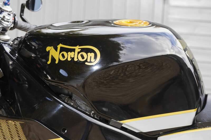 Image 36/50 de Yamaha DUMMY (1995)