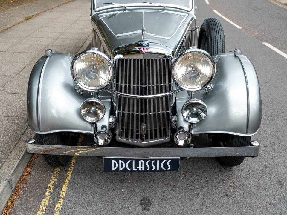 Image 7/25 de Alvis 4.3 Liter Saloon (1937)