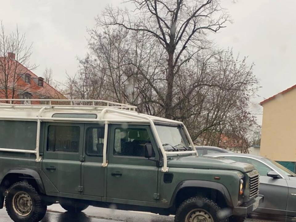 Image 3/4 of Land Rover Defender 130 Double Cab (2015)