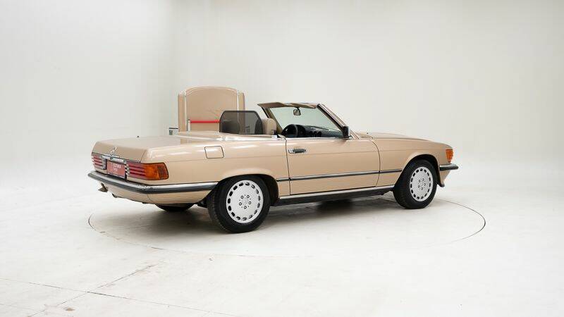 Image 2/15 of Mercedes-Benz 300 SL (1988)