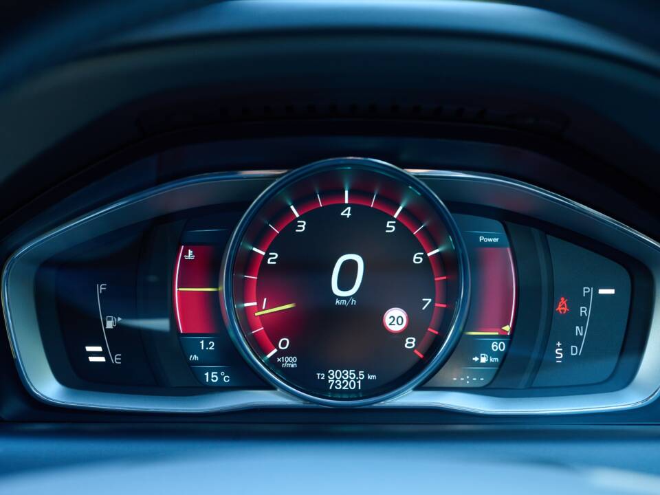 Image 10/50 of Volvo XC60 T5 (2013)