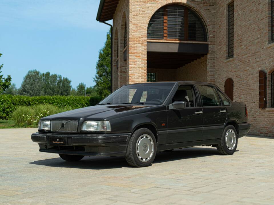Obraz 1/48 pojazdu Volvo 850 2.0 20V (1992)