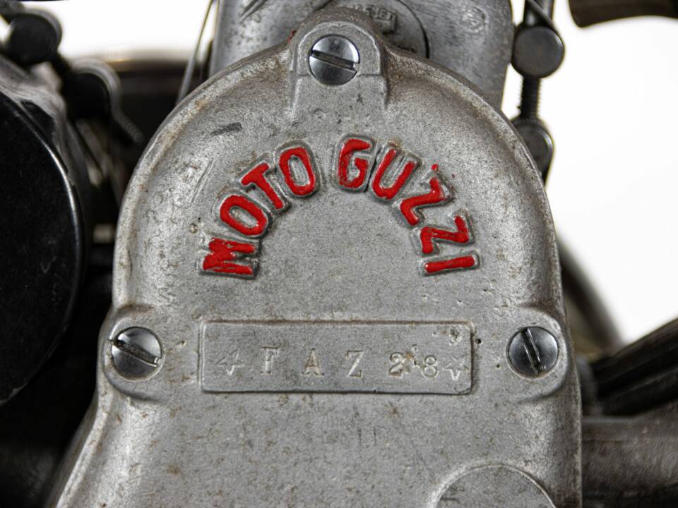 Immagine 45/50 di Moto Guzzi Falcone Turismo (1960)