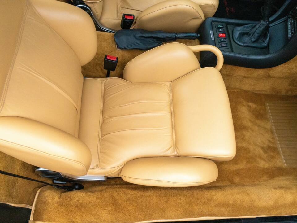 Image 45/50 de Alfa Romeo SZ (1991)