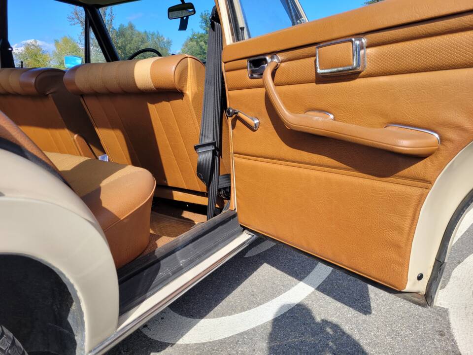 Afbeelding 8/9 van Mercedes-Benz 250 (1970)